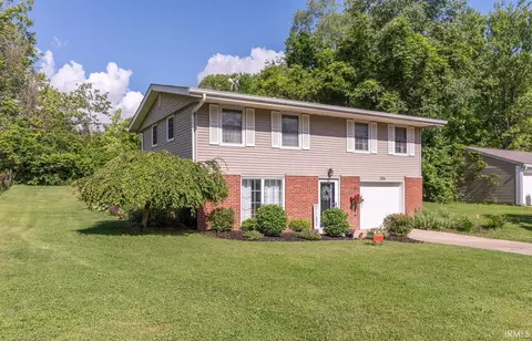 3231 N Valleyview Dr, Bloomington, IN 47404 photo 2