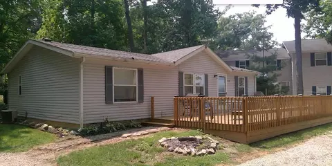 5610 S 980 E, Wolcottville, IN 46795