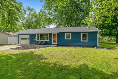 303 W 6th St, North Manchester, IN 46962