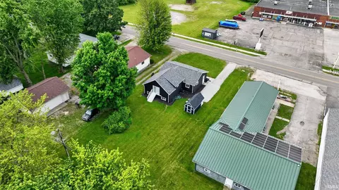 202 E Pickwick Dr, Syracuse, IN 46567 photo 34