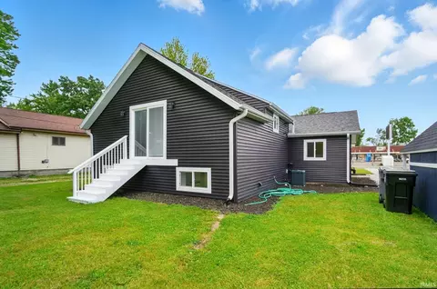 202 E Pickwick Dr, Syracuse, IN 46567 photo 26