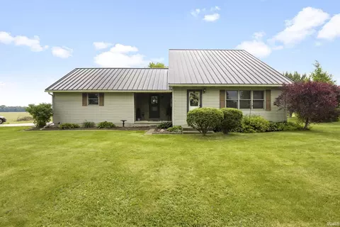 5428 Lilac Rd, Plymouth, IN 46563