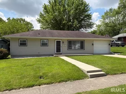 211 W Wharton Dr, Marion, IN 46952