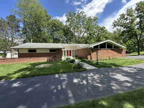 12801 Browning Rd, Evansville, IN 47725