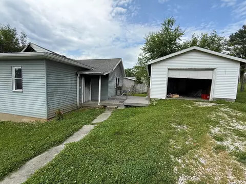 2422 L St, Bedford, IN 47421 photo 5