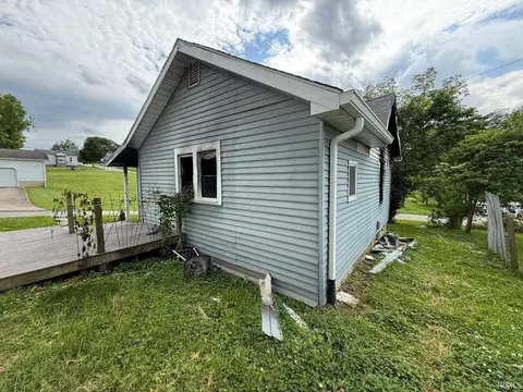 2422 L St, Bedford, IN 47421 photo 3
