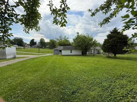 2422 L St, Bedford, IN 47421 photo 9