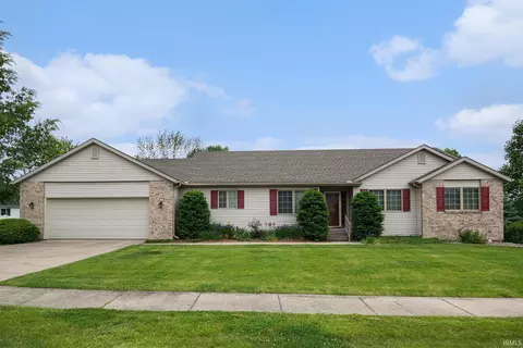 301 Evergreen Dr, Plymouth, IN 46563