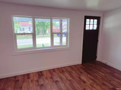 202 E Vine St, Mitchell, IN 47446 photo 6