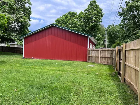 202 E Vine St, Mitchell, IN 47446 photo 31