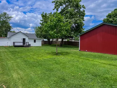 202 E Vine St, Mitchell, IN 47446 photo 30