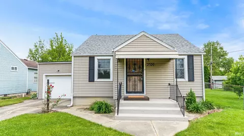 2320 Whitmore Ave, Fort Wayne, IN 46802