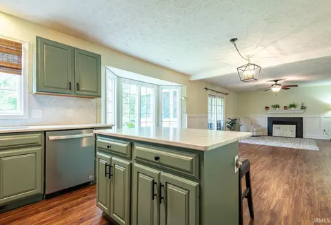 4437 W Silverthorne St, Bloomington, IN 47404 photo 9