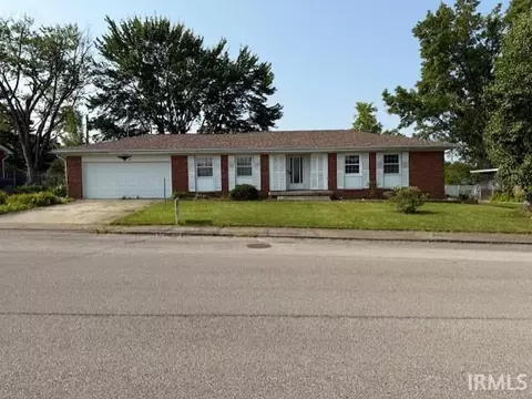 1123 Maxville Dr, Boonville, IN 47601