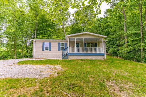 6682 S State Road 145 Rd, Birdseye, IN 47513