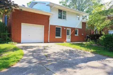 802 Hasenour Ave, Jasper, IN 47546 photo 3