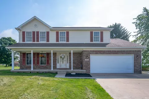 2 St Marys Cir, Winchester, IN 47394