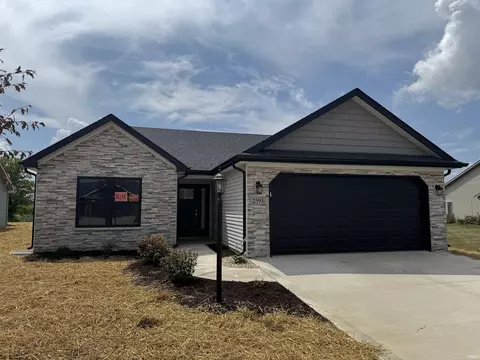 2593 Hogans Aly, Decatur, IN 46733