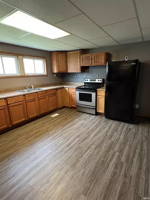443 S State St, Sullivan, IN 47882 photo 3