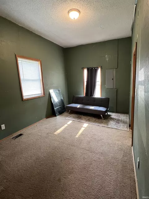 443 S State St, Sullivan, IN 47882 photo 5