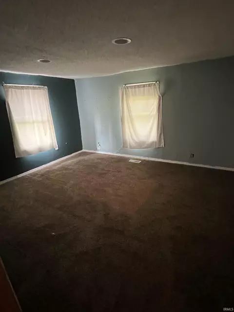 443 S State St, Sullivan, IN 47882 photo 6