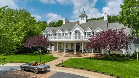 Exterior - 2550 S And 2552 S Smith Rd, Bloomington, IN 47401 photo 1 of 7