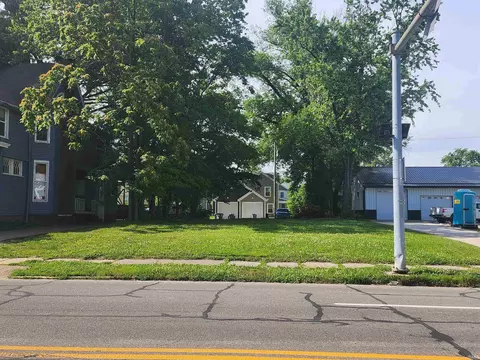 511 Washington Ave, Evansville, IN 47713