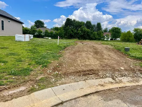 3132 Fehme Ct, Evansville, IN 47725