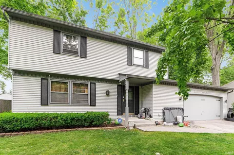 6601 Bennington Dr, Fort Wayne, IN 46815