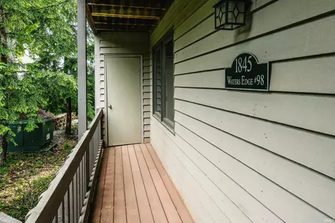 1845 E Waters Edge Dr, Bloomington, IN 47401 photo 5