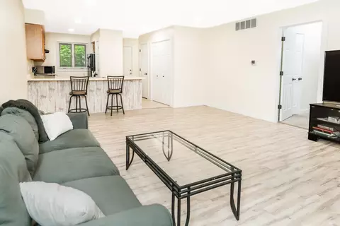 1845 E Waters Edge Dr, Bloomington, IN 47401 photo 7