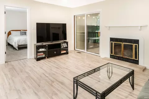 1845 E Waters Edge Dr, Bloomington, IN 47401 photo 8