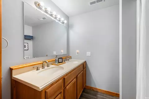 Bath - 303 Shrack Ln, Dunkirk, IN 47336 photo 2 of 2