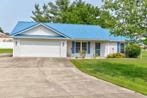 325 Dogwood Ct, Dale, IN 47523