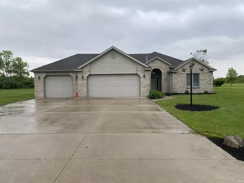 240 Old Hickory Ln, Geneva, IN 46740