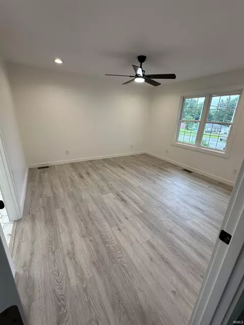 401 Vista Dr, Oolitic, IN 47451 photo 8
