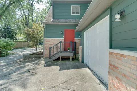 814 W Third St, Bloomington, IN 47404 photo 30