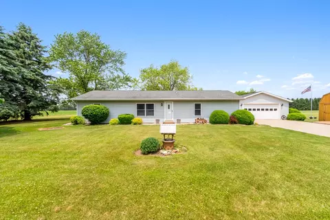 4106 W Prairie Dr, Leesburg, IN 46538