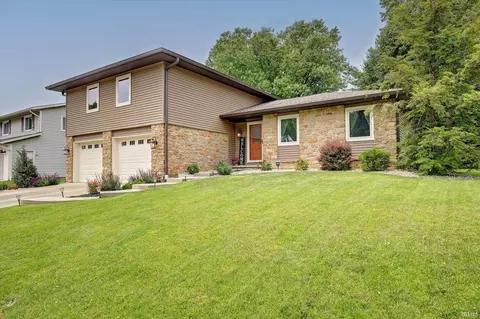 1350 E Browning Ct, Bloomington, IN 47401 photo 2