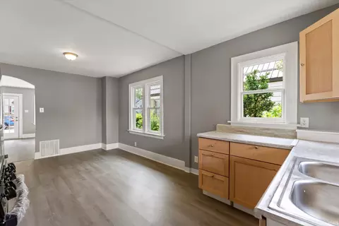 1815 E Bowman St, South Bend, IN 46613 photo 17