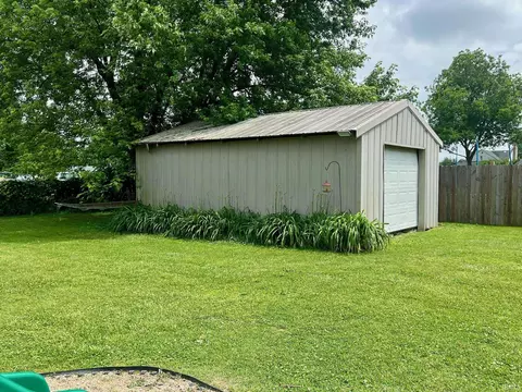 1135 N 9th St, Mitchell, IN 47446 photo 24