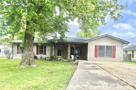 1135 N 9th St, Mitchell, IN 47446 photo 2