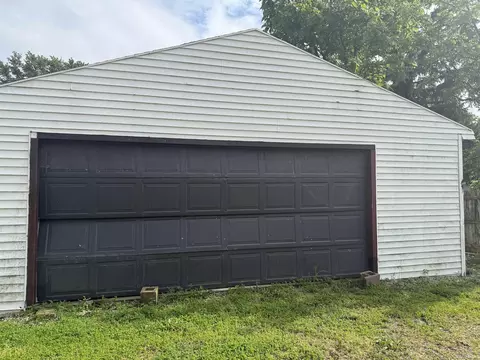 308 E Conger St, Hartford City, IN 47348