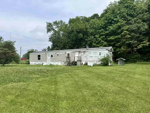 8746 E 600 N, Twelve Mile, IN 46988