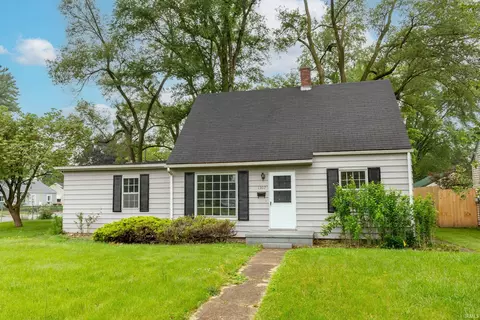 1307 Cassopolis St, Elkhart, IN 46514