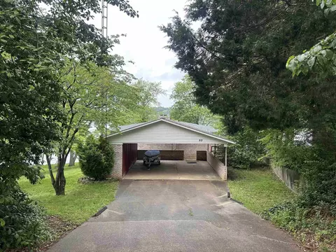 50 Reindeer Cir, Santa Claus, IN 47579