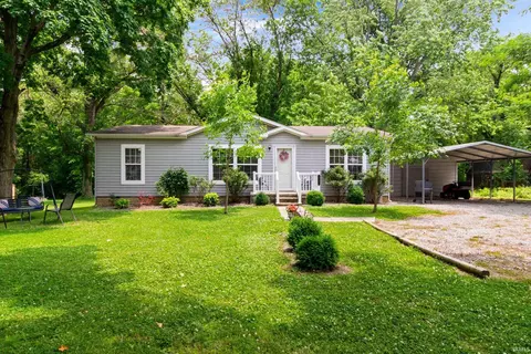 10211 Evansville St, Cynthiana, IN 47612