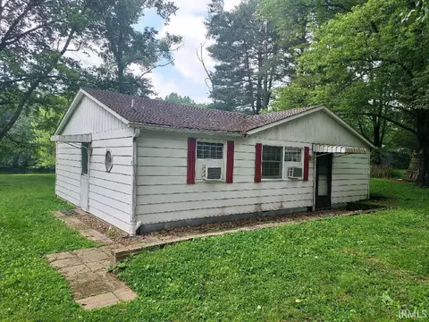 12651 E 1025 S Rd, Oakland City, IN 47660