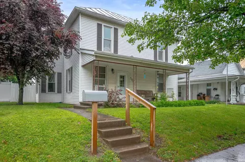 525 E Washington St, Winchester, IN 47394