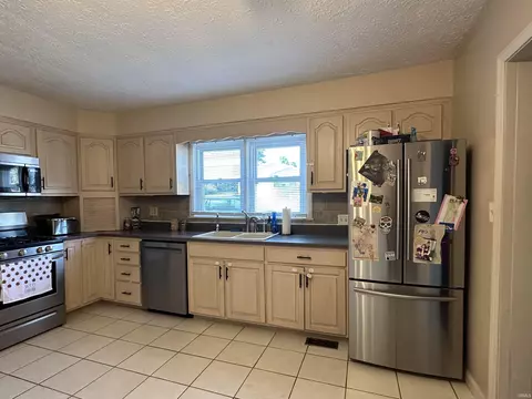 Kitchen - 2702 Eastern Ave, Bedford, IN 47421 photo 1 of 3